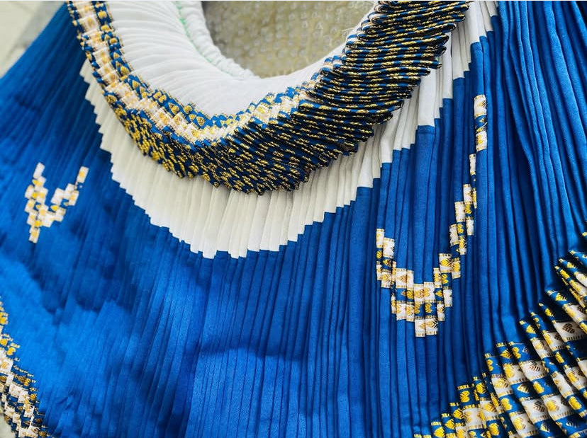 Blue & White Ribbon Xibelani