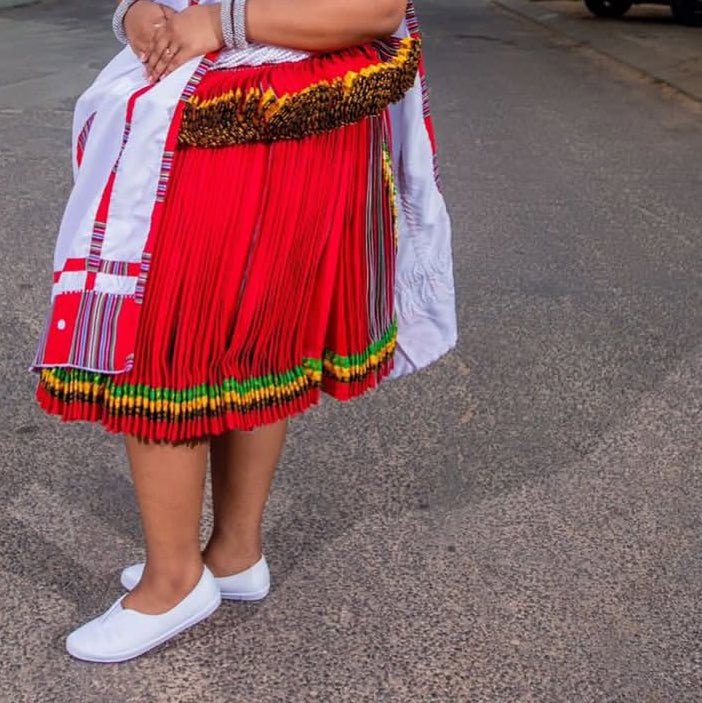 Rental : Black, Gold & Red Ribbon Xibelani